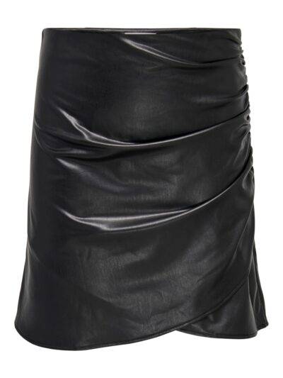 ONLY Carmakoma sort nederdel i læderlook | CARPI