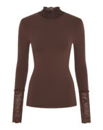 Brun bluse med høj blondekrave og blonder på de lange ærmer Tim & Simonsen Abby Blouse turtle lace LS Cioccolato