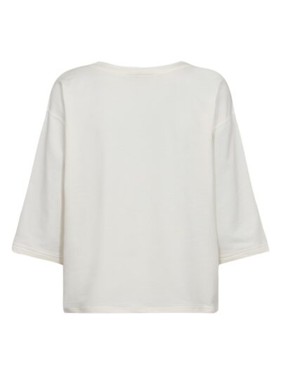 ryggen af hvid t-shirt med sænkede skuldre og sort tekst på brystet. Freequent Star Off-white Black FQKASSY-PULLOVER