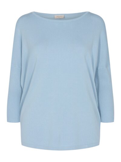 blå strik med 3/4 ærmer i rib. Freequent Chambray Blue FQJONE-PU