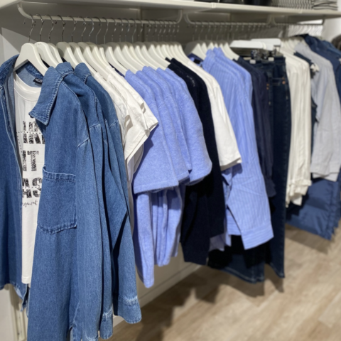 tøj-i-butik-bylene