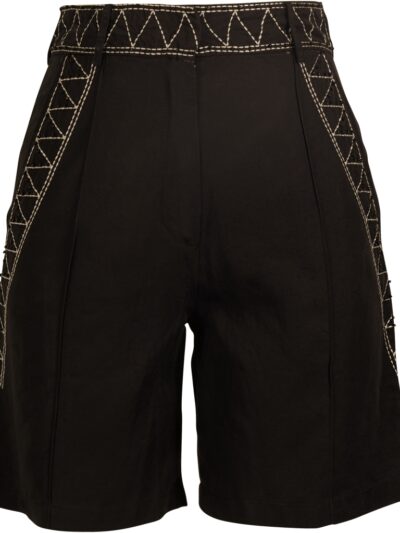 sorte shorts med broderidetaljer. NÜ Zanna Shorts Black
