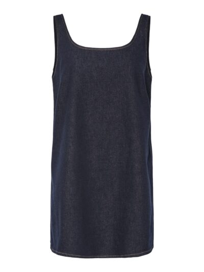 kort ærmeløs denimkjole med firkantet halsudskæring. PIECES PCFRANNA Dark Blue Denim