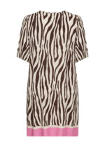 ryggen af kortærmet mønstret kjole med zebraprint og pink bundkant. Wasabi WA-MANDIE 4 Kjole Hot Fudge Combi