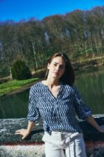 model med Freequent FQADNEY-BLOUSE Salute w. Moonbeam