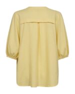 læg på ryggen af gul bluse med halvlange ærmer Freequent FQLAVA-BLOUSE Popcorn
