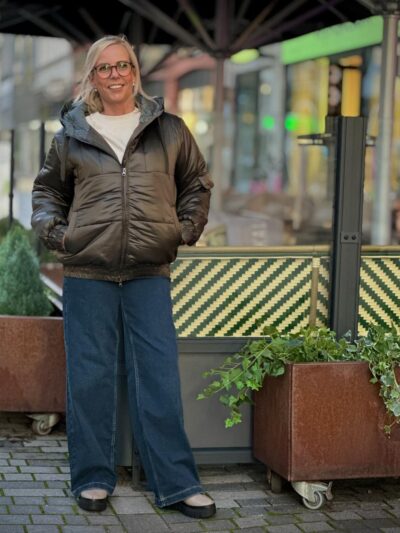 kort puffer jakke. Humble MarleyHbs jacket forrest