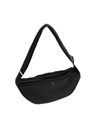 sort bæltetaske med lynlåslukning. MOSS Copenhagen MSCHJhean Sasja Bumbag black