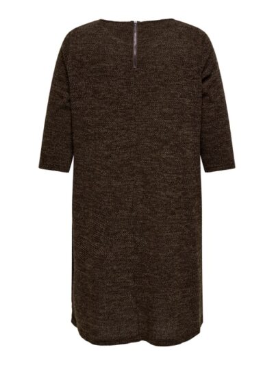 lynlås i nakken på strikkjole med 3/4 ærmer. ONLY Carmakoma CARMARTHA Knee Dress Dark Earth