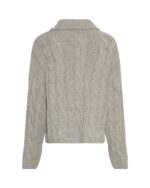 ryggen af beige strik med kabelmønster og krave. MOSS Copenhagen MSCHPavana Peony Pullover
